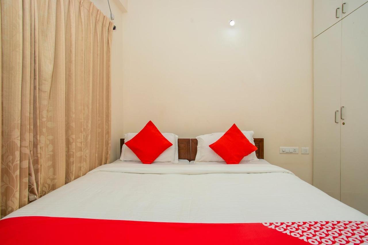 Oyo 4797 Lulu Hospitality Hotel Yelahanka Exterior photo